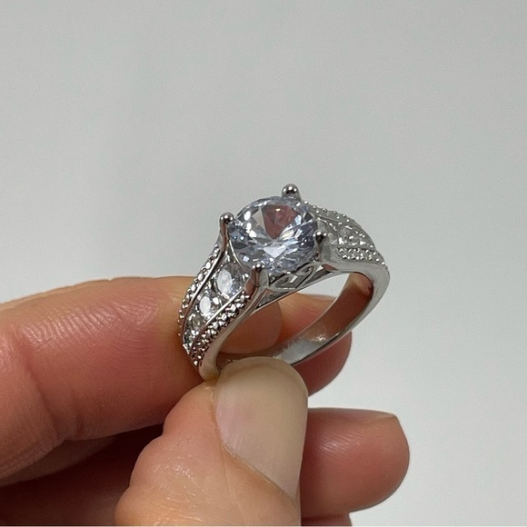 925 Silver Ring Solitaire Size 8 Women Wedding Engagement Anniversary Promise - Picture 3 of 10